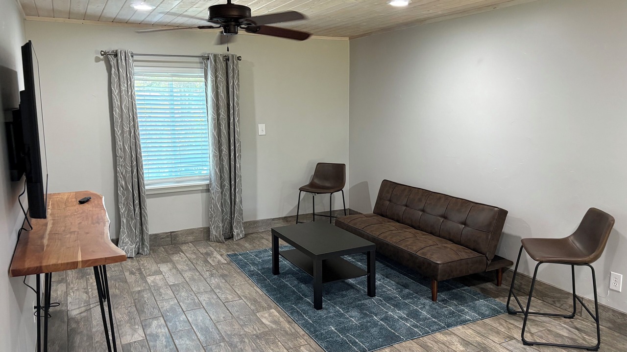 Photo of Livingroom in Pottsboro