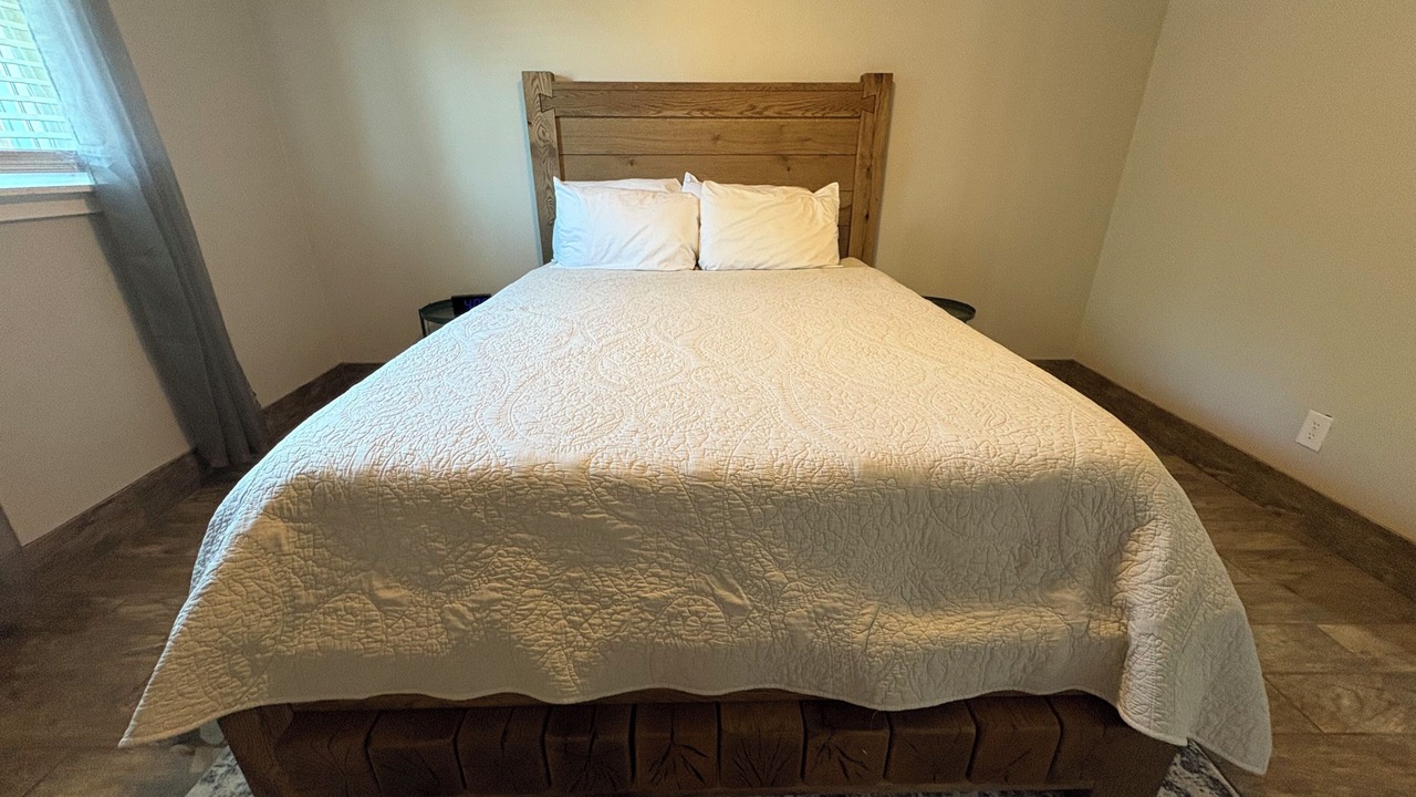 Photo of Bedroom in Pottsboro