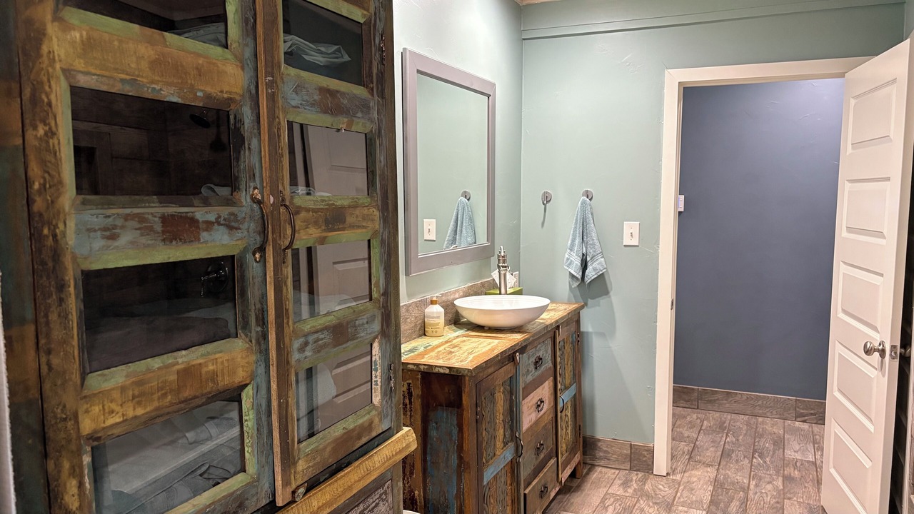 Photo of Bathroom in Pottsboro