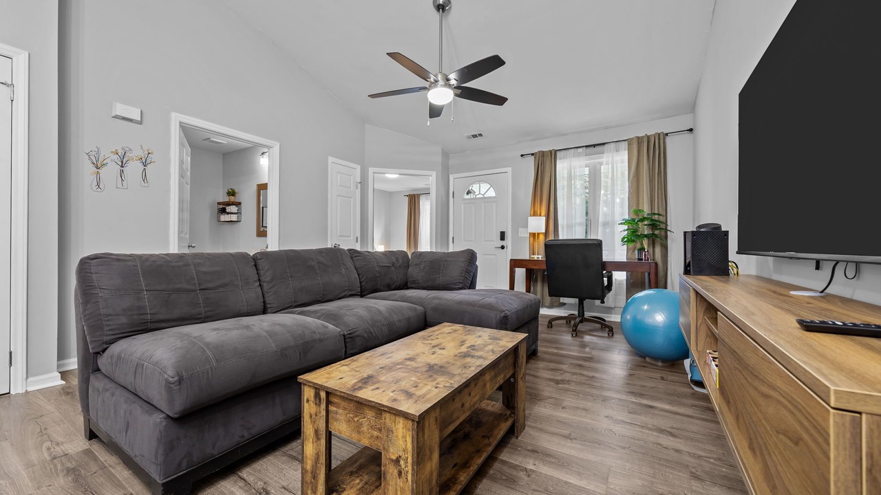 Photo of Livingroom in Wake Forest