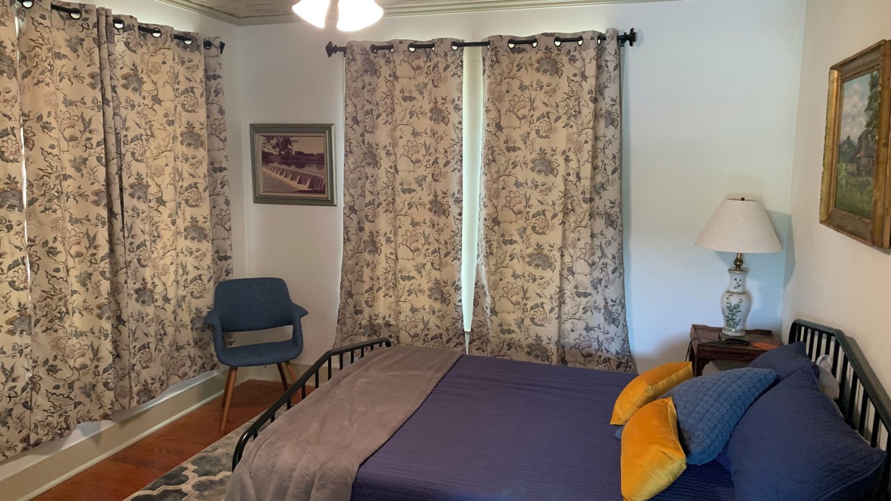 Photo of Bedroom in Vanderpool