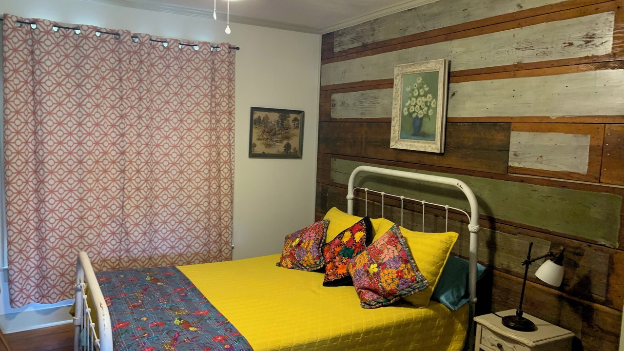 Photo of Bedroom in Vanderpool