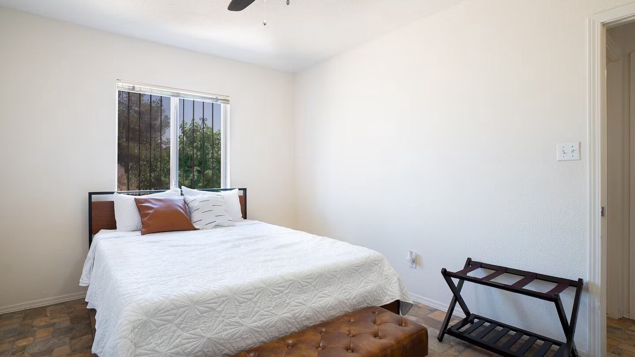 Photo of Bedroom in Biggs Field