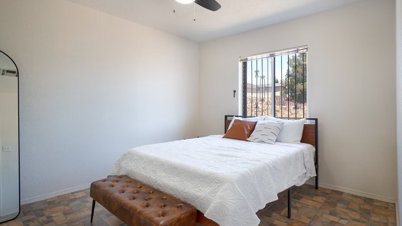 Photo of Bedroom in Biggs Field
