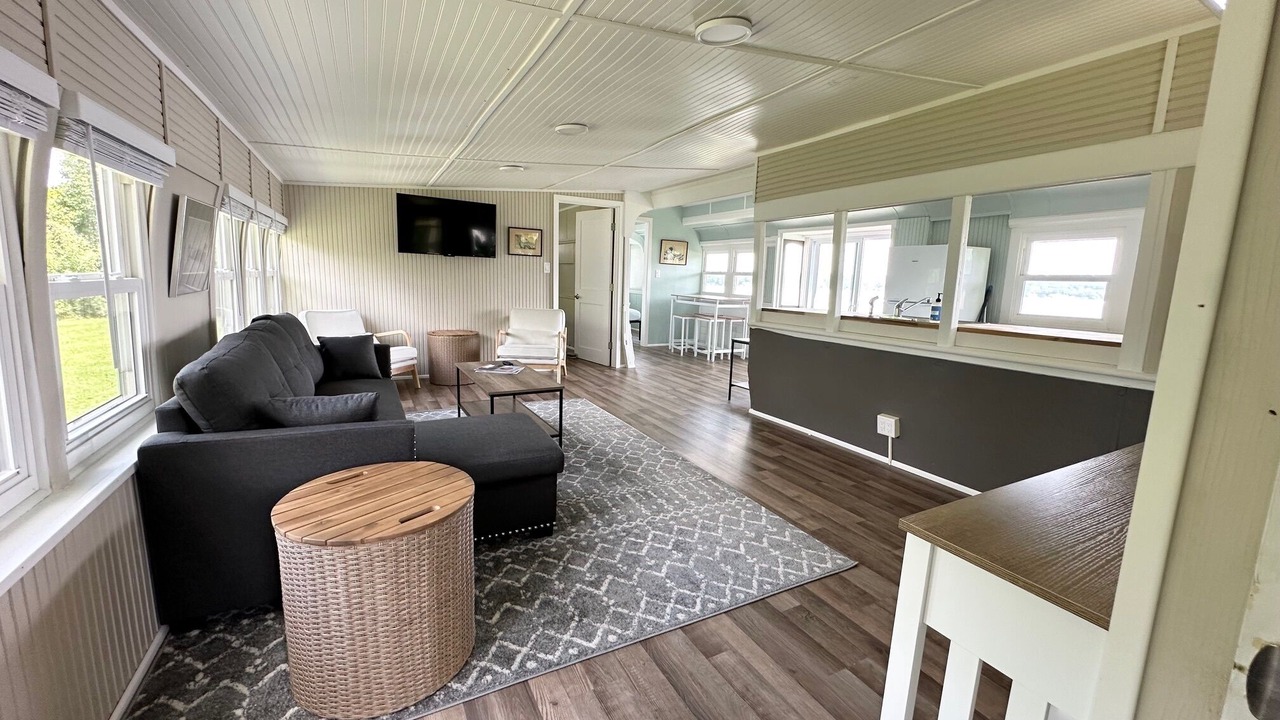 Photo of Livingroom in Lakeville