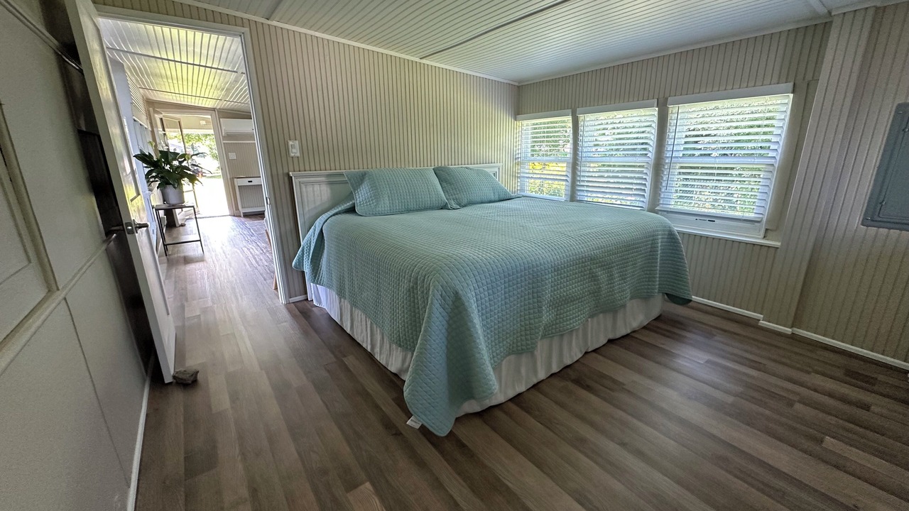 Photo of Bedroom in Lakeville
