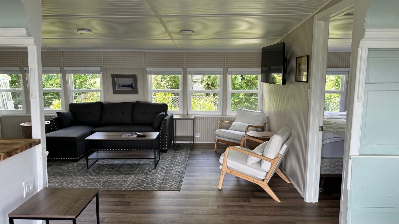 Photo of Livingroom in Lakeville