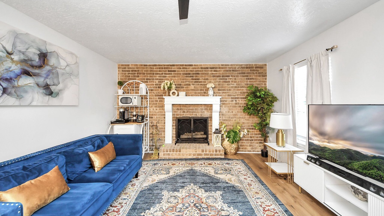 Photo of Livingroom in Barker