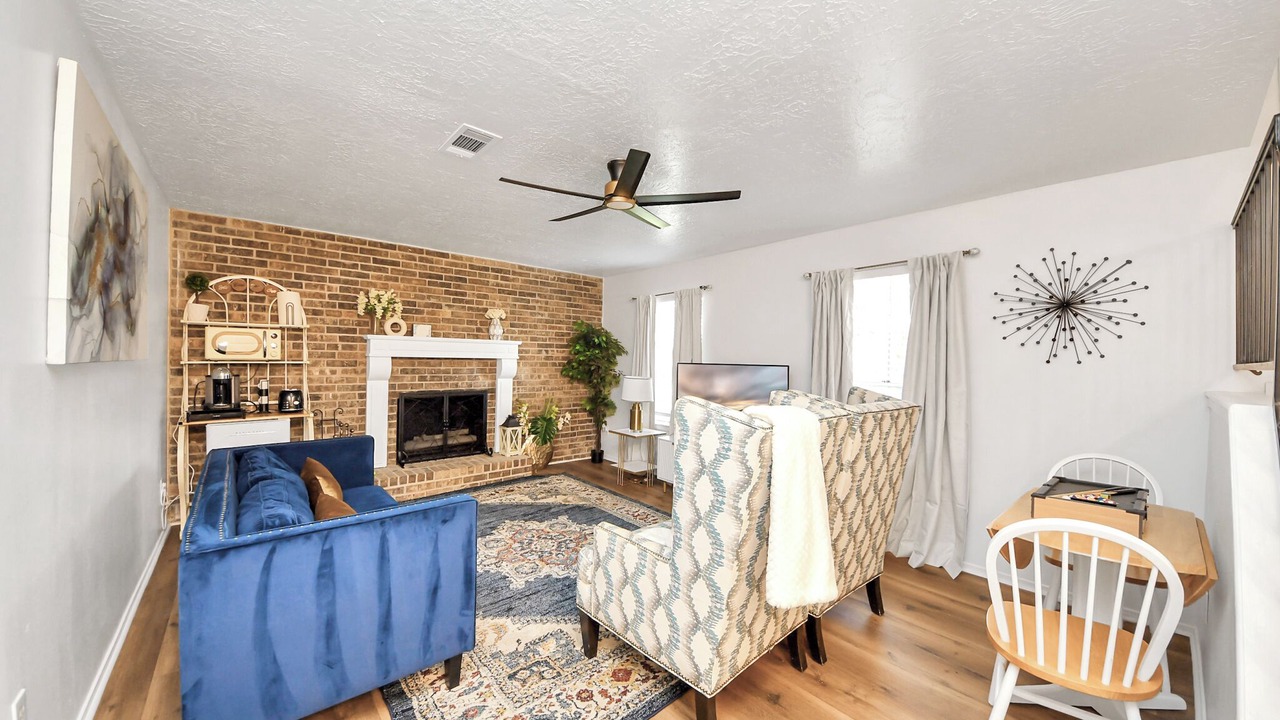 Photo of Livingroom in Barker