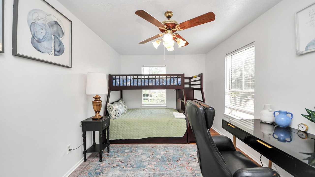 Photo of Bedroom in Barker