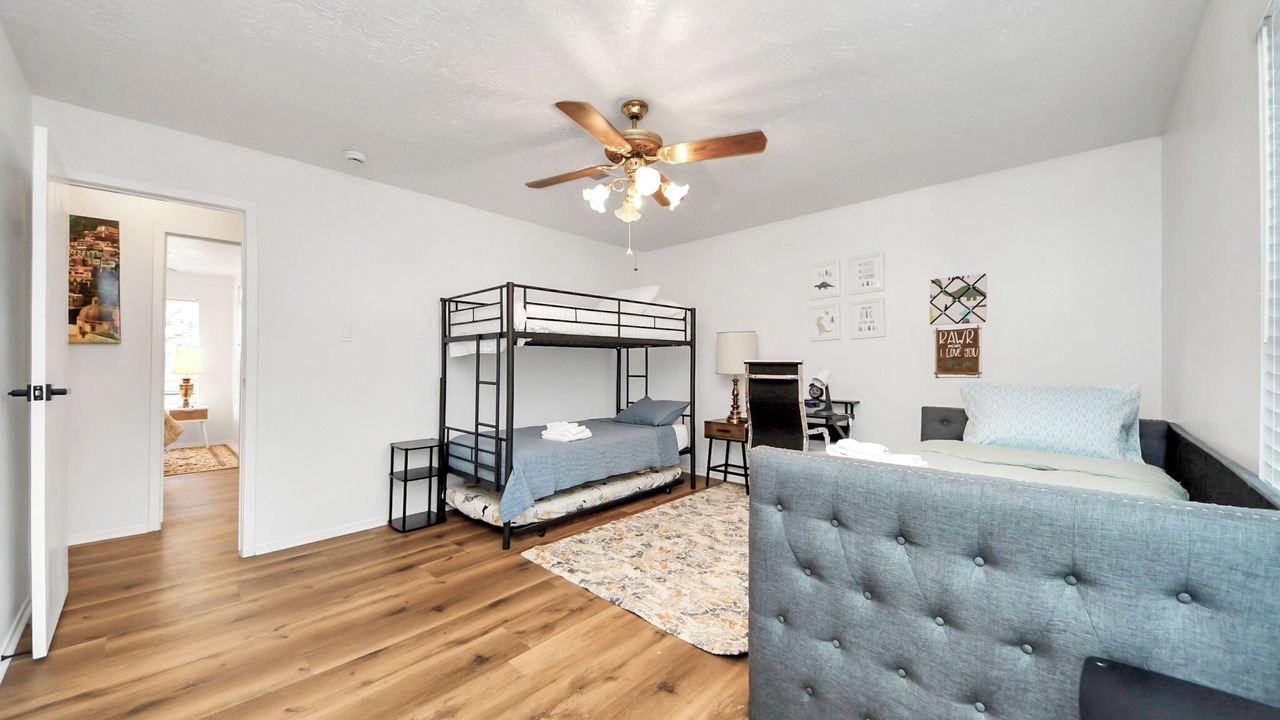 Photo of Bedroom in Barker