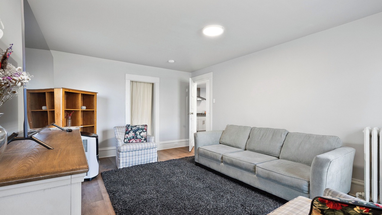 Photo of Livingroom in Wallingford