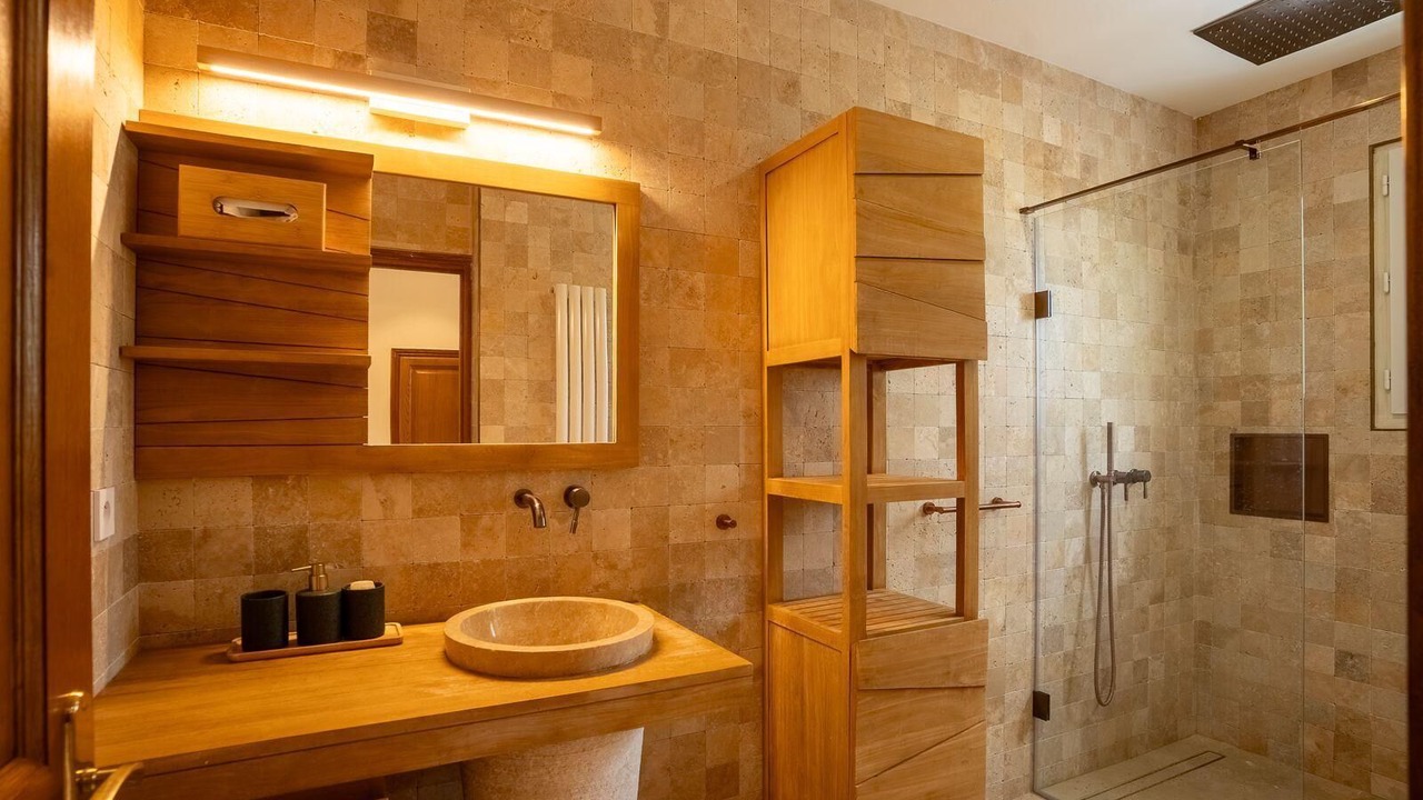 Photo of Bathroom in Tillay-le-Peneux