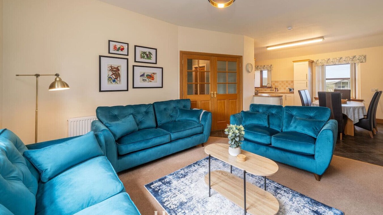 Photo of Livingroom in Maud