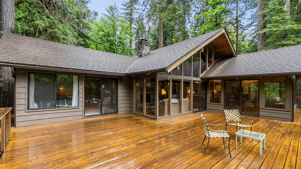Photo of Patio Balcony in Blue River