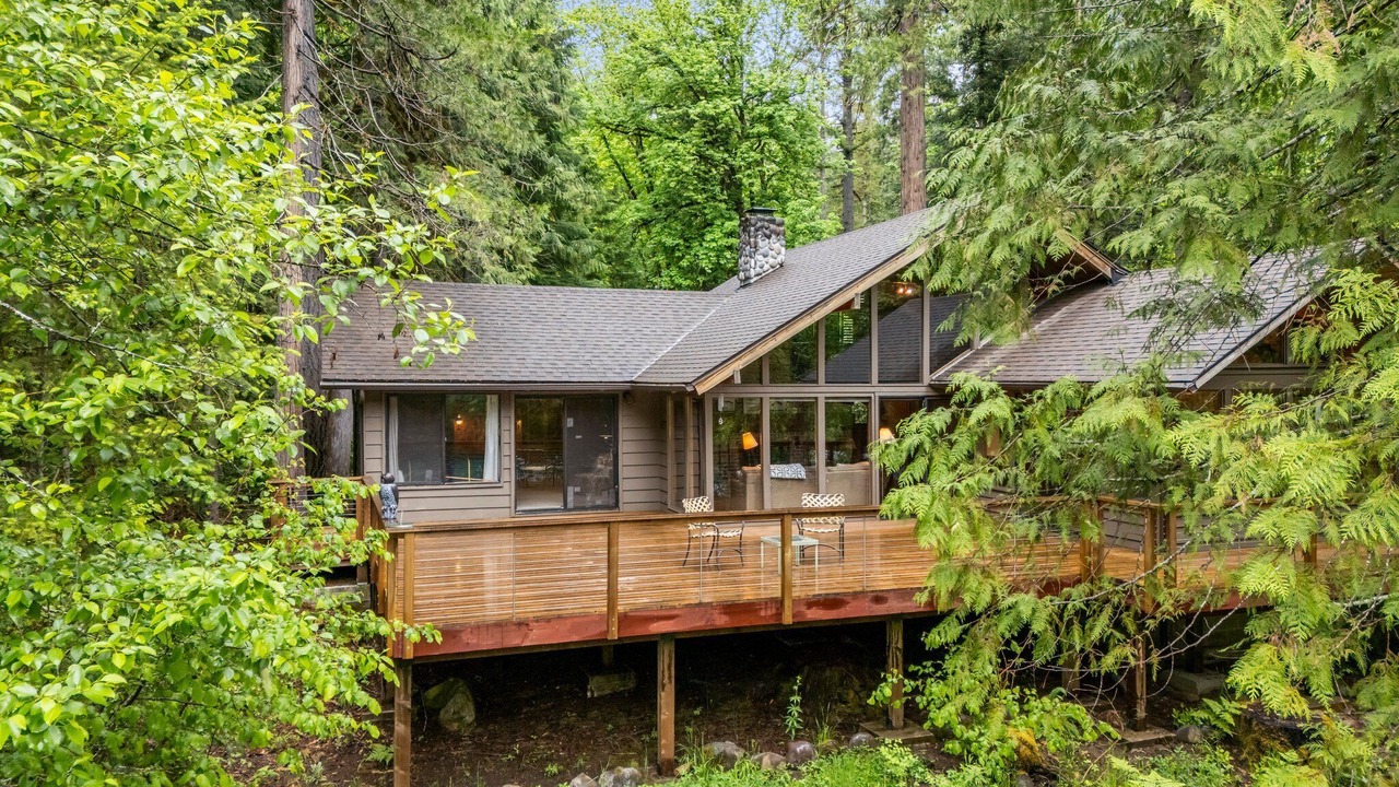 Photo of Patio Balcony in Blue River