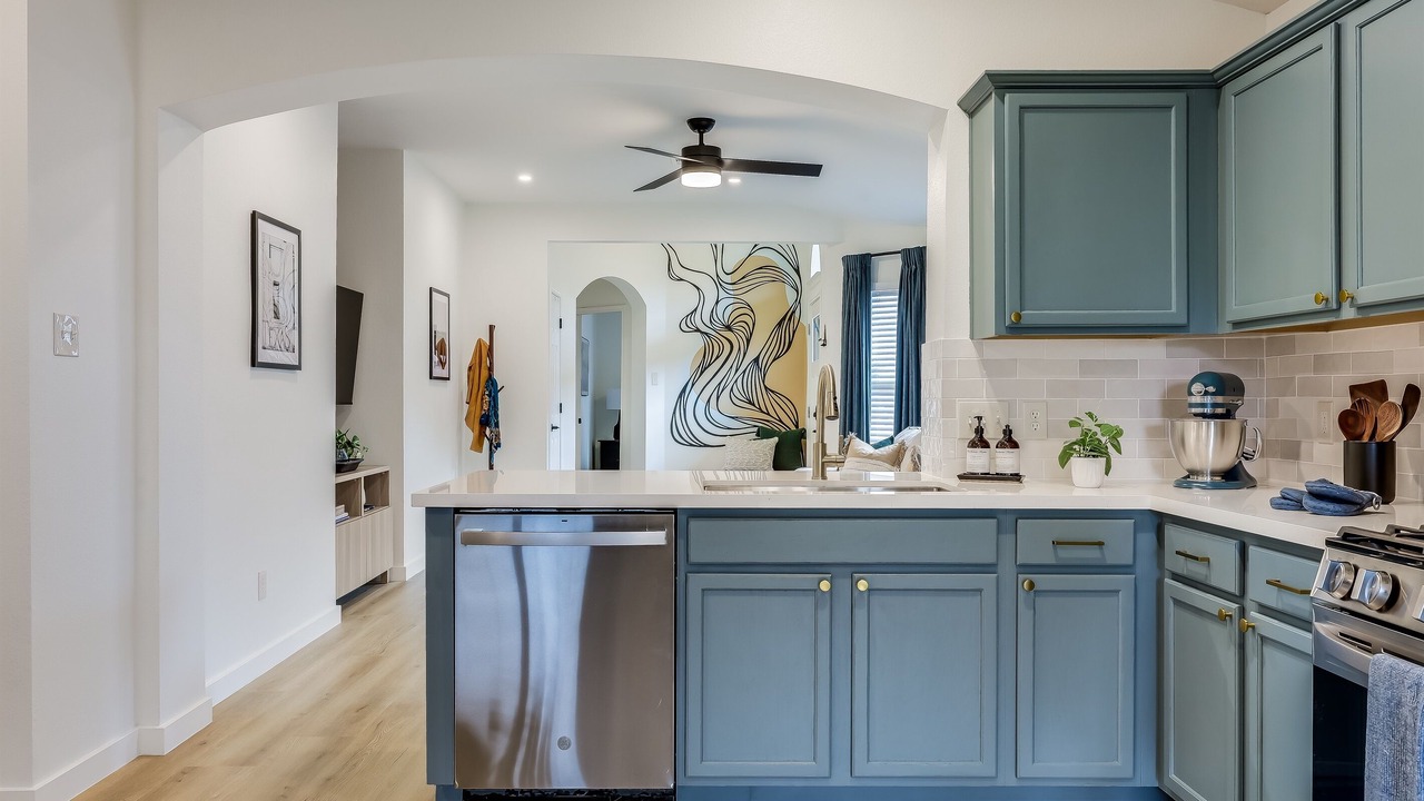 Photo of Bedroom in Olympic Heights