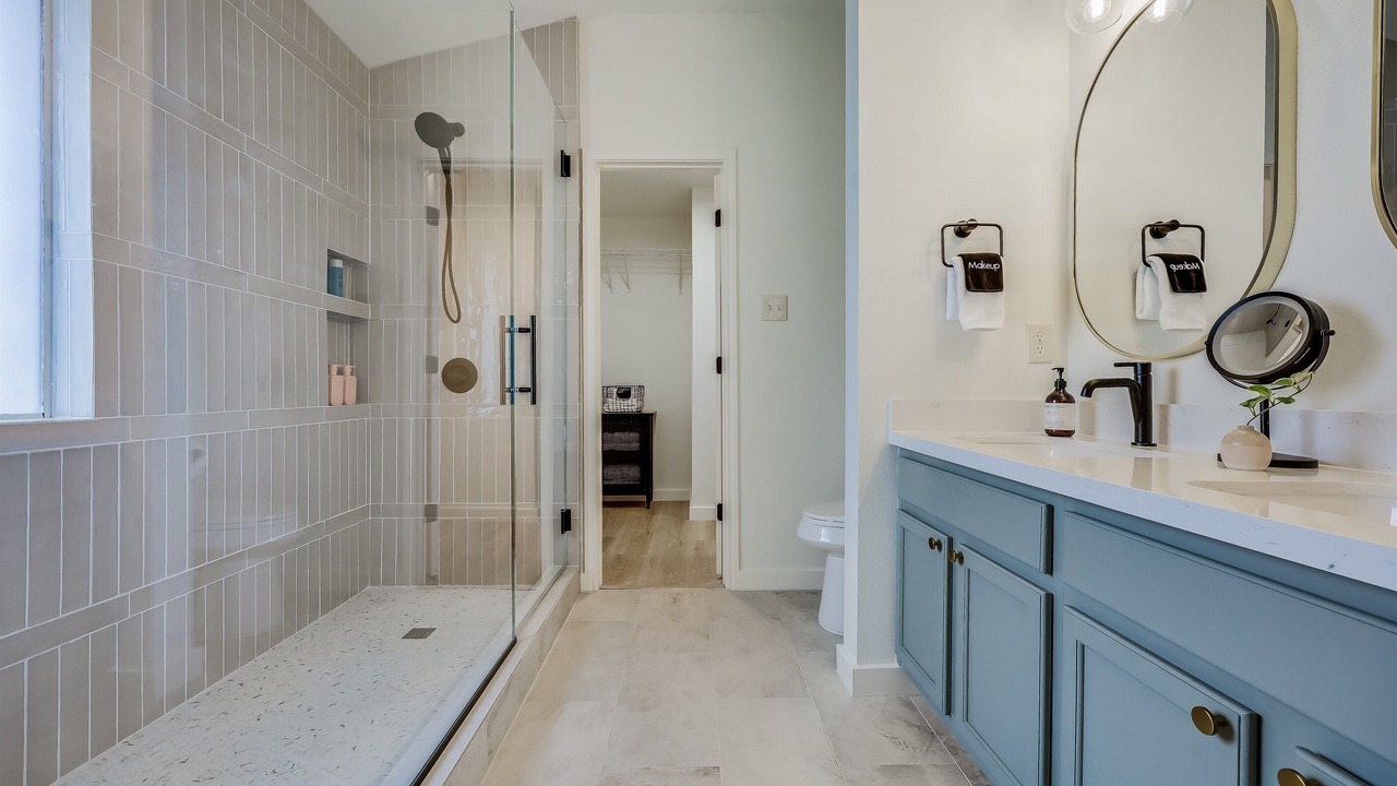 Photo of Bathroom in Olympic Heights