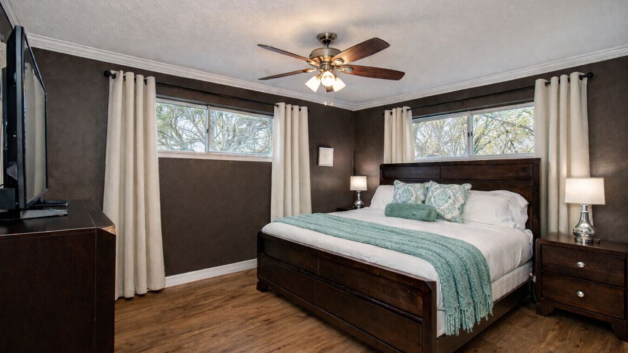 Photo of Bedroom in Spring Branch West