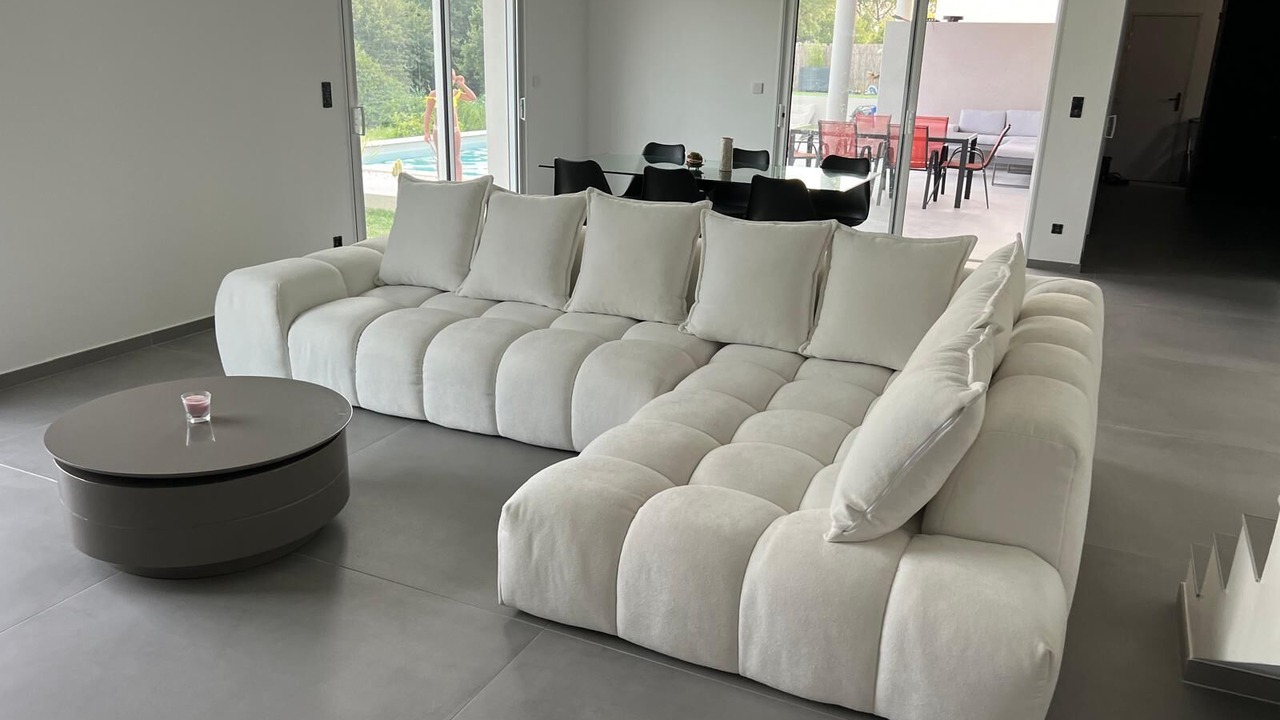 Photo of Others in Tulette