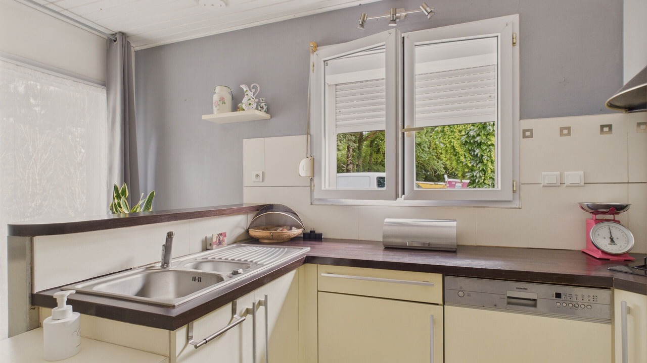 Photo of Kitchen in Saint-Reverend