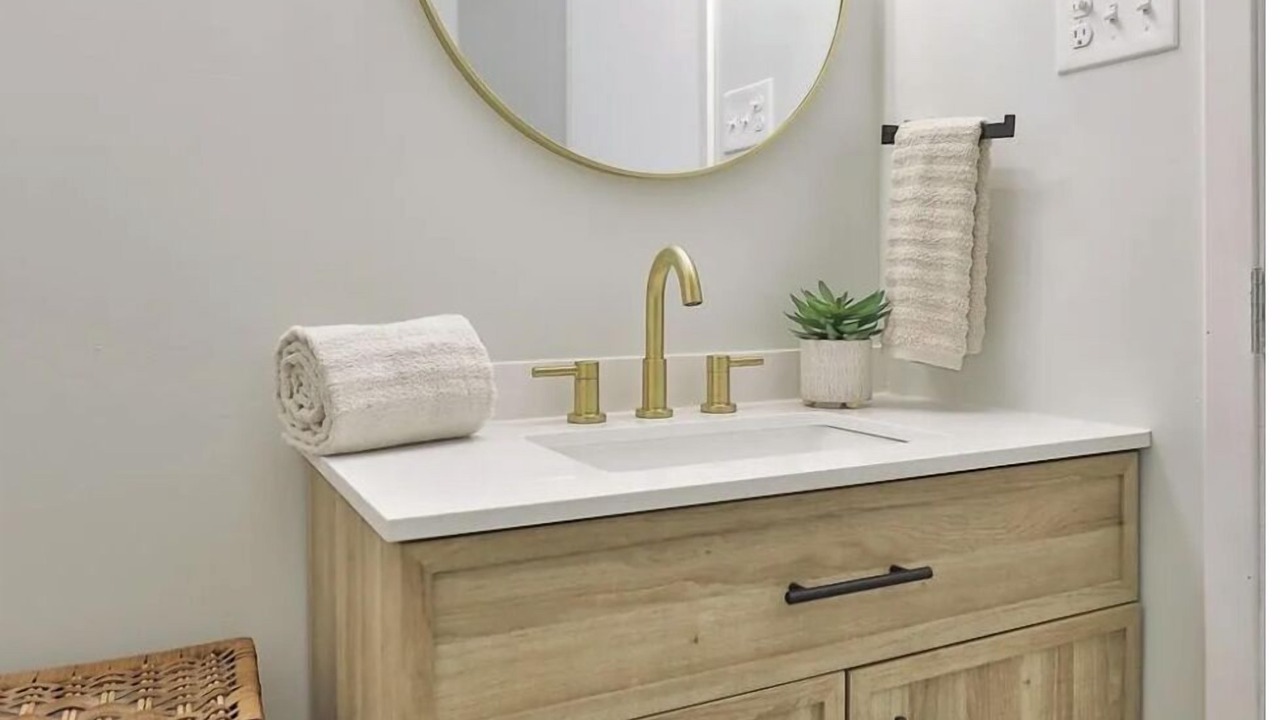 Photo of Bathroom in Elmwood Area