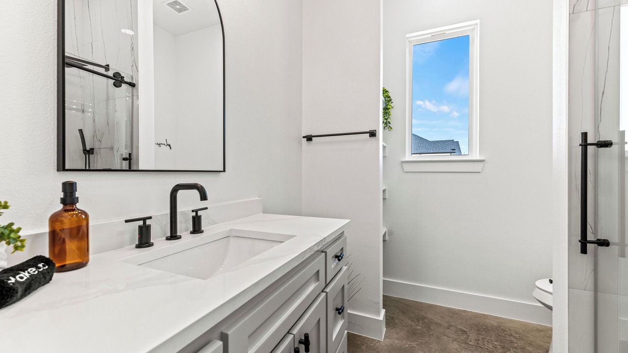 Photo of Bathroom in Waxahachie