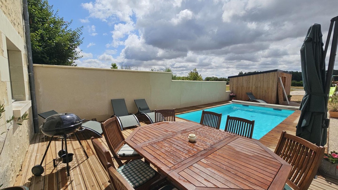 Photo of Outdoor in Avon-les-Roches