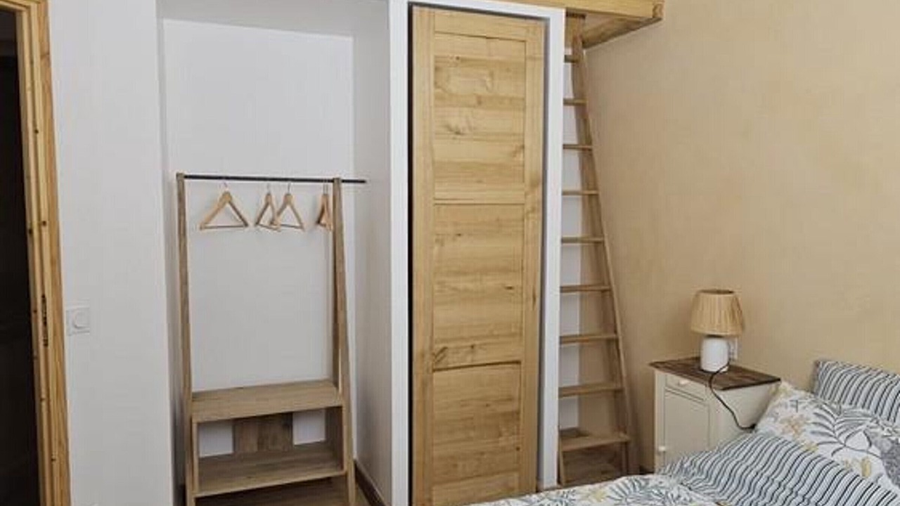Photo of Bedroom in Avon-les-Roches