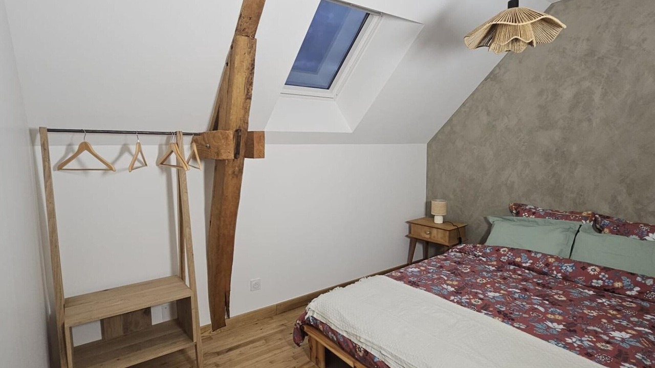 Photo of Bedroom in Avon-les-Roches