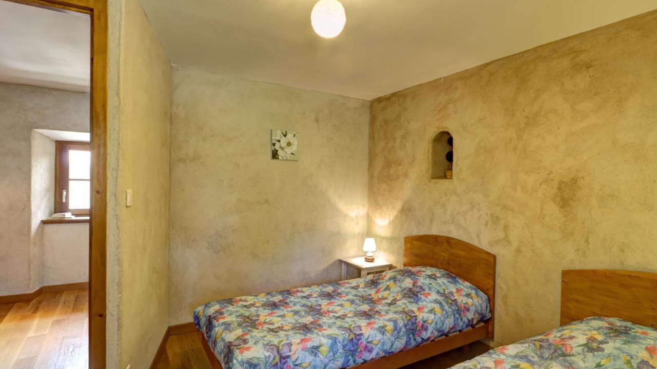 Photo of Bedroom in Panissieres