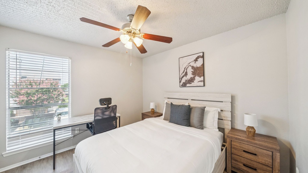 Photo of Bedroom in Buckingham
