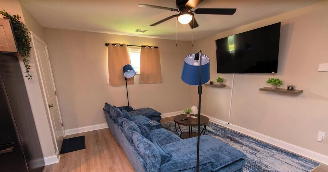 Photo of Livingroom in Jacksonville