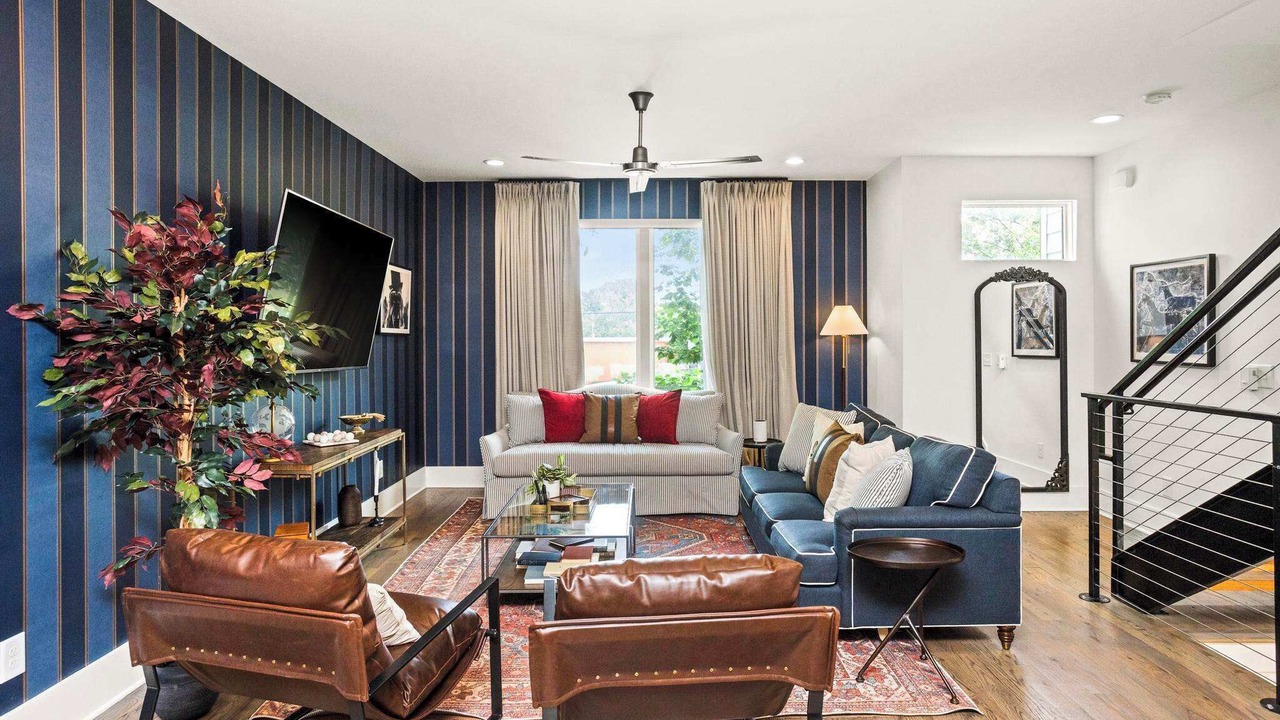 Photo of Livingroom in Eighth Avenue