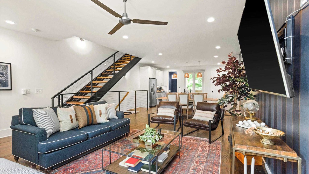 Photo of Livingroom in Eighth Avenue