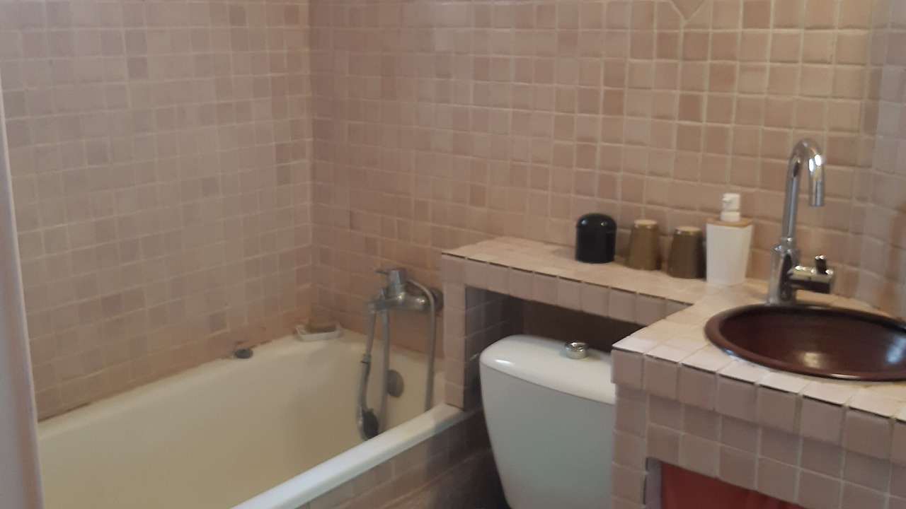 Photo of Bathroom in Chemery