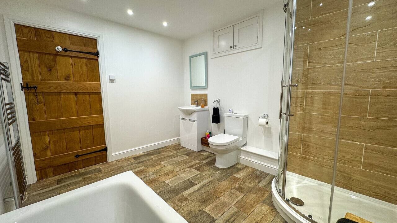 Photo of Bathroom in Llangeler