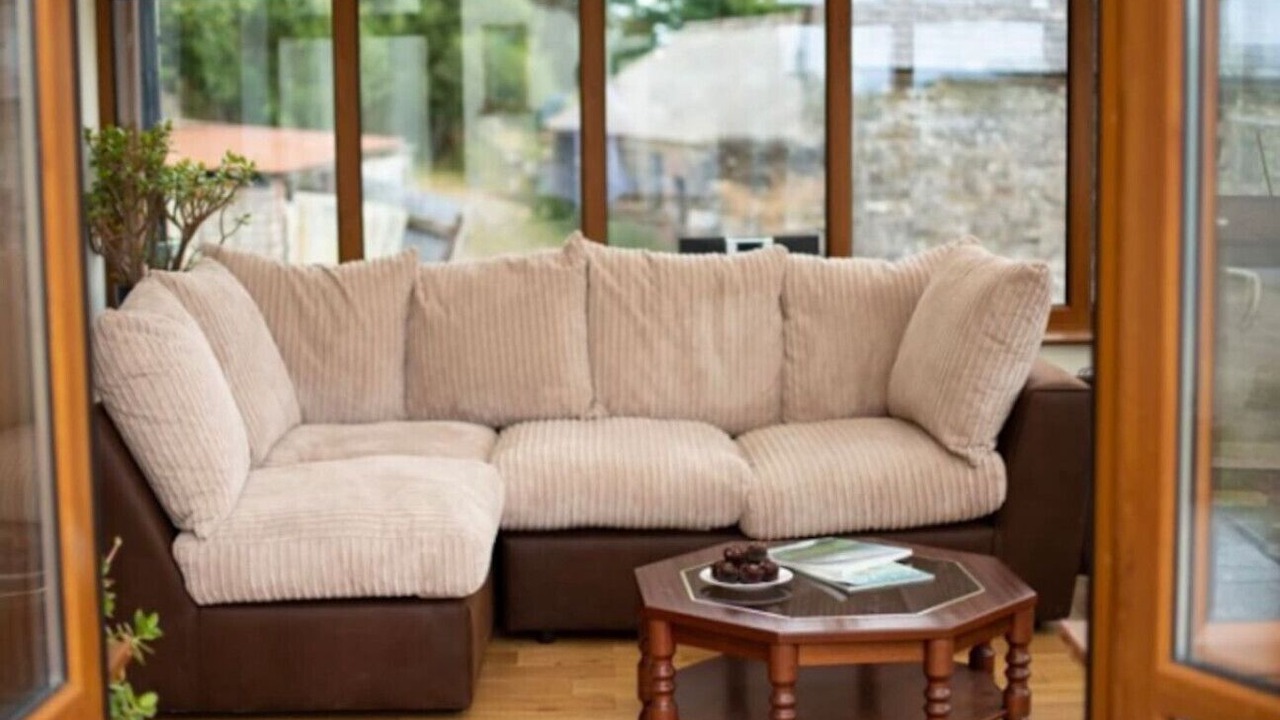 Photo of Livingroom in Stapleton