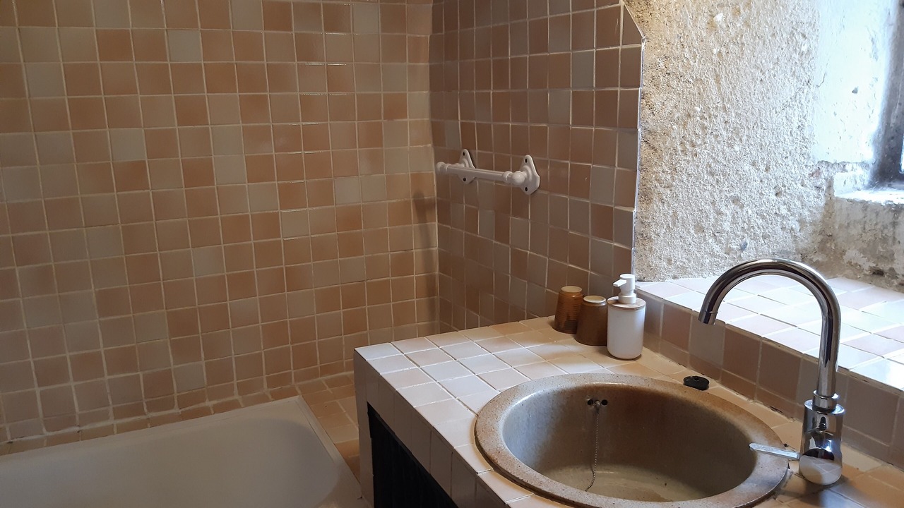 Photo of Bathroom in Chemery