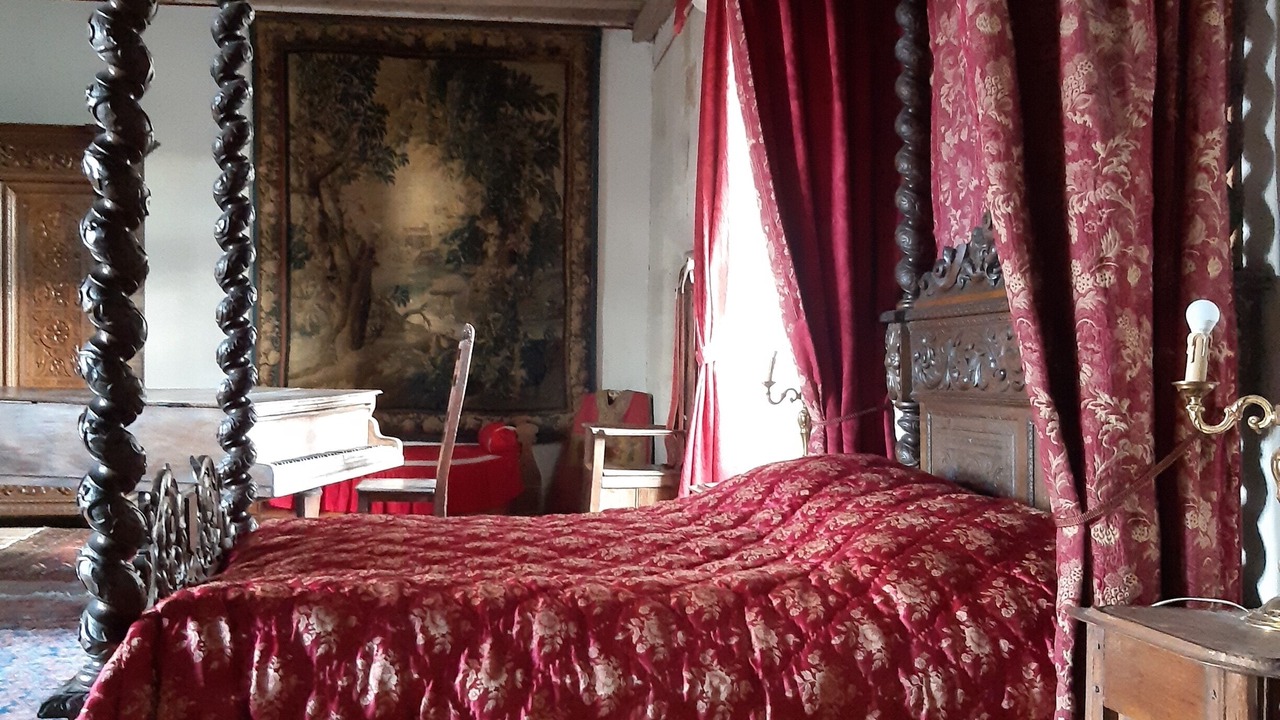 Photo of Bedroom in Chemery