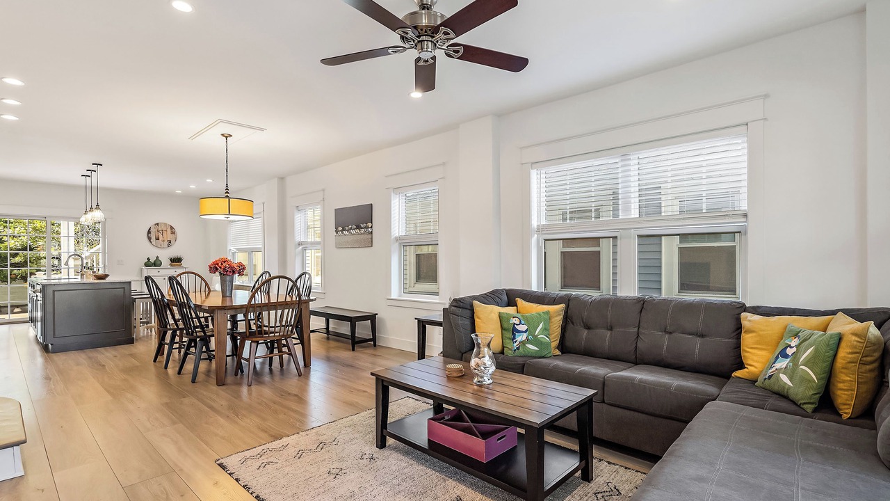 Photo of Livingroom in Wall