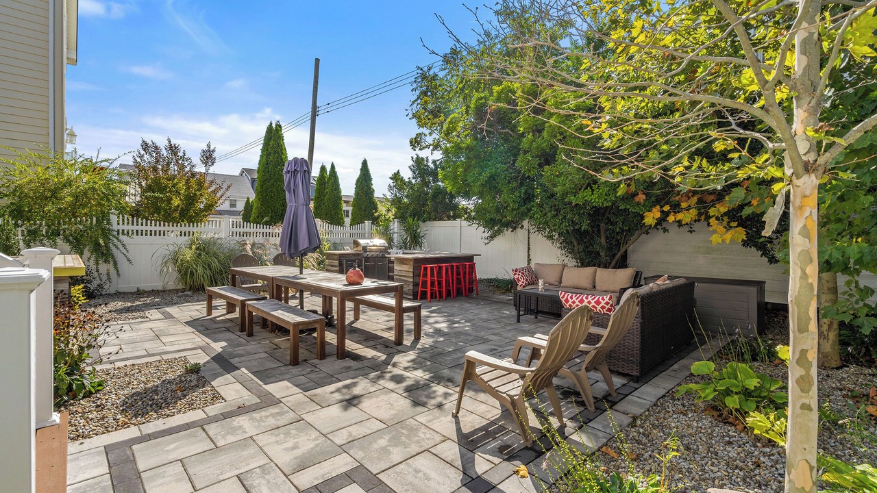 Photo of Outdoor in Wall