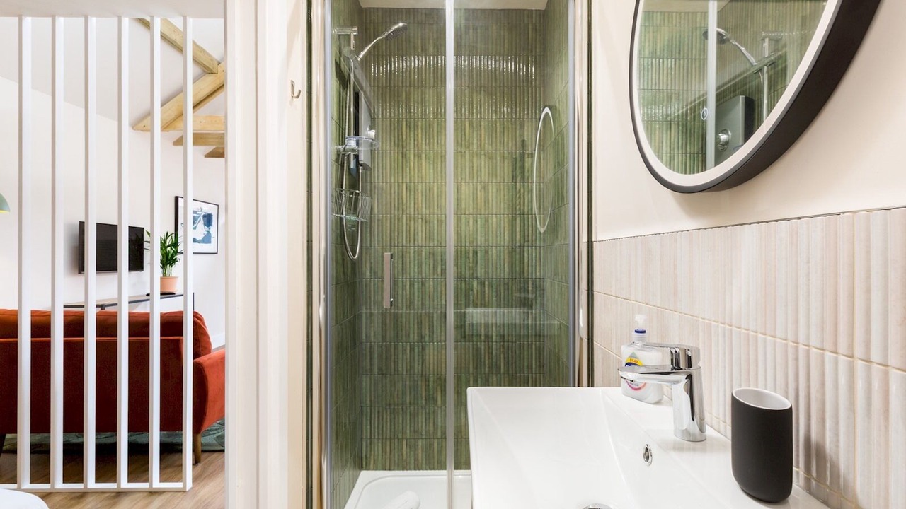 Photo of Bathroom in Royal Leamington Spa