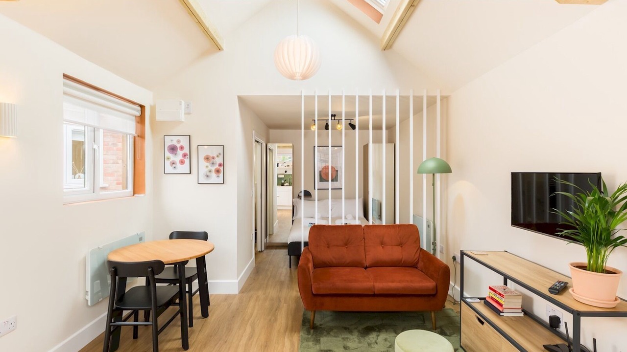 Photo of Bedroom in Royal Leamington Spa