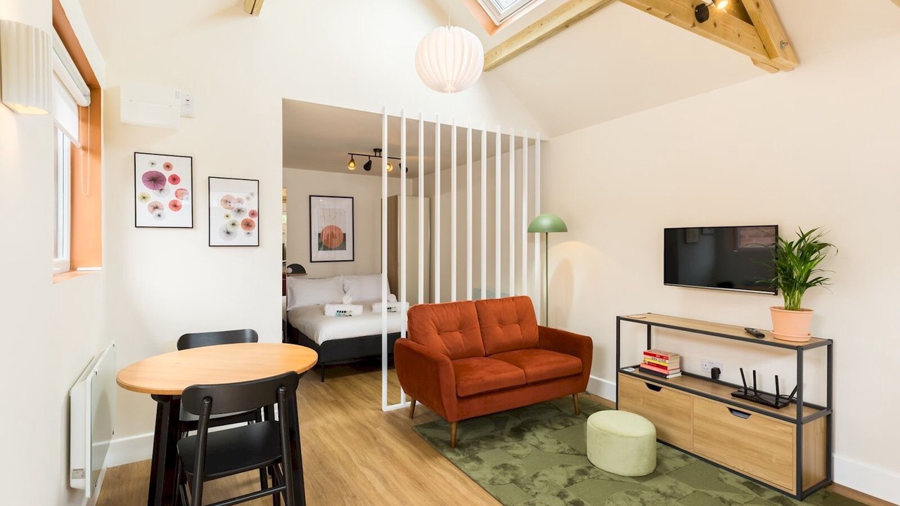 Photo of Livingroom in Royal Leamington Spa