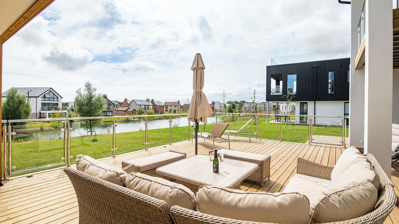 Photo of Patio Balcony in Holworth