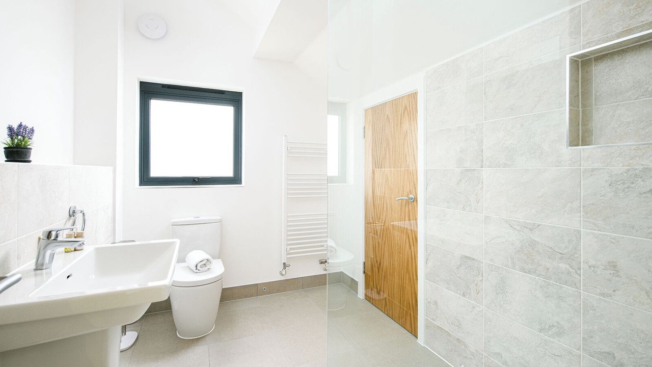 Photo of Bathroom in Holworth