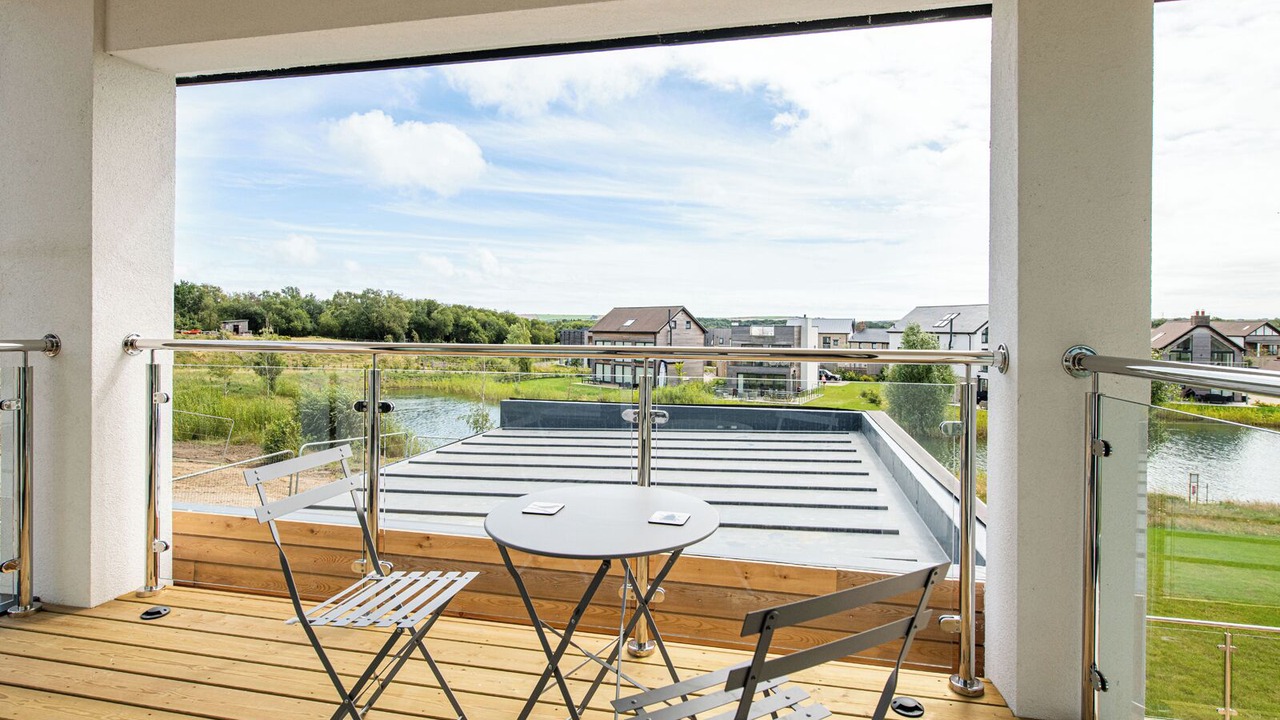 Photo of Patio Balcony in Holworth