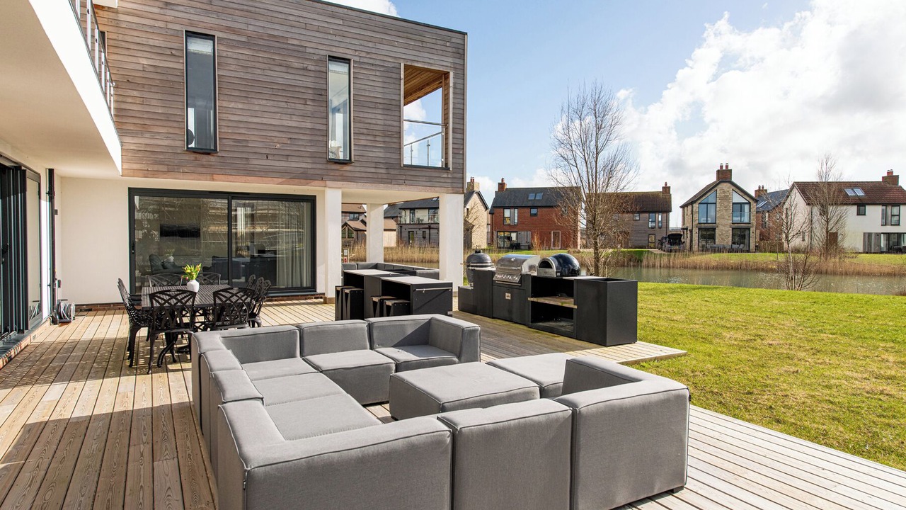 Photo of Outdoor in Holworth