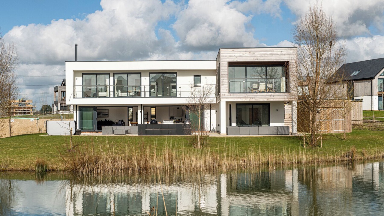 Photo of Outdoor in Holworth